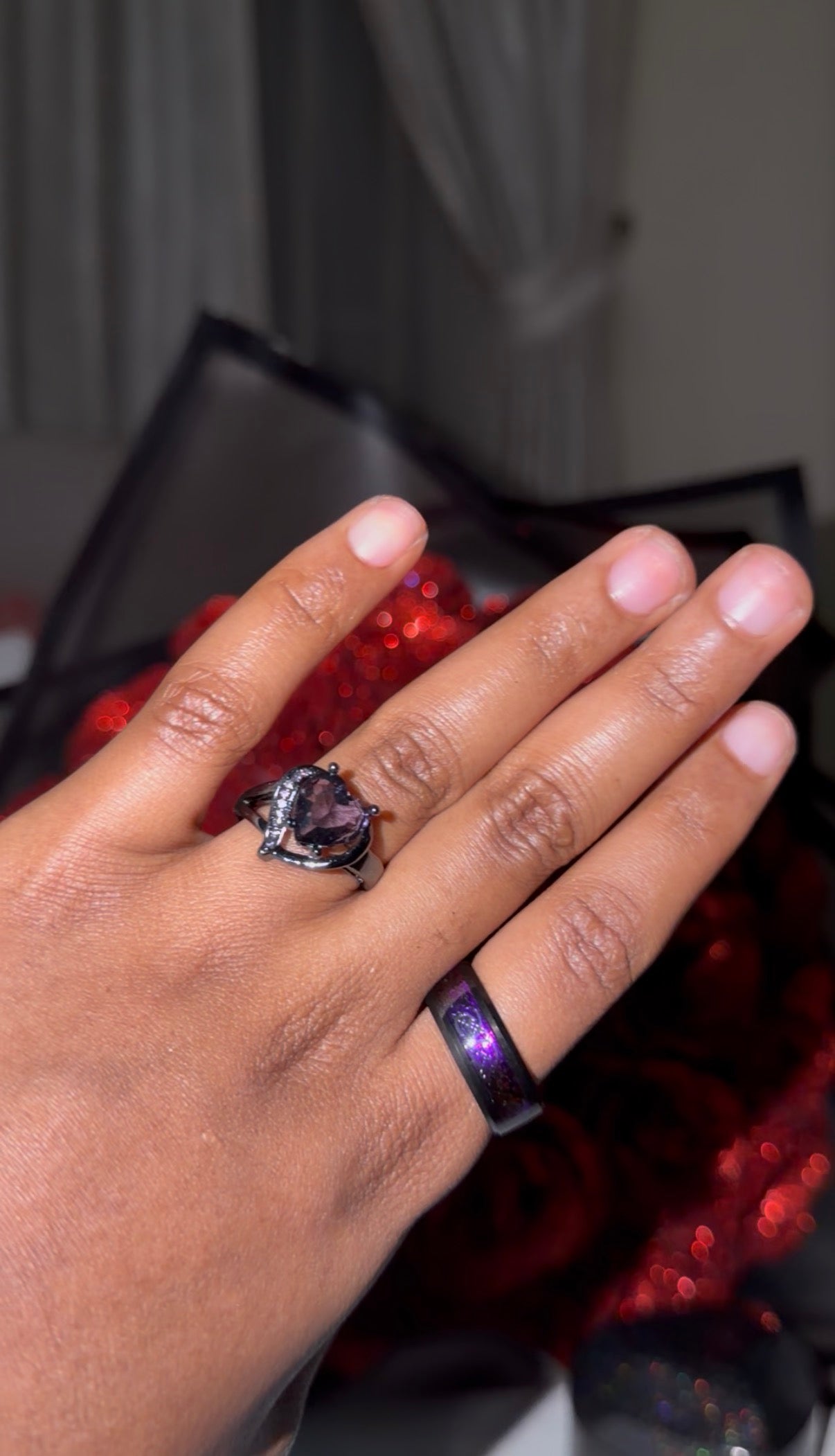 Promise rings (stardust granite box+ rings)